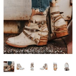 Freebird Crue Booties (Color: Ice) Size 7